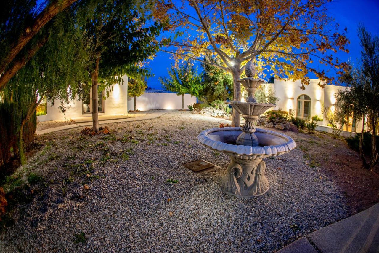 Hotel Artmonia
